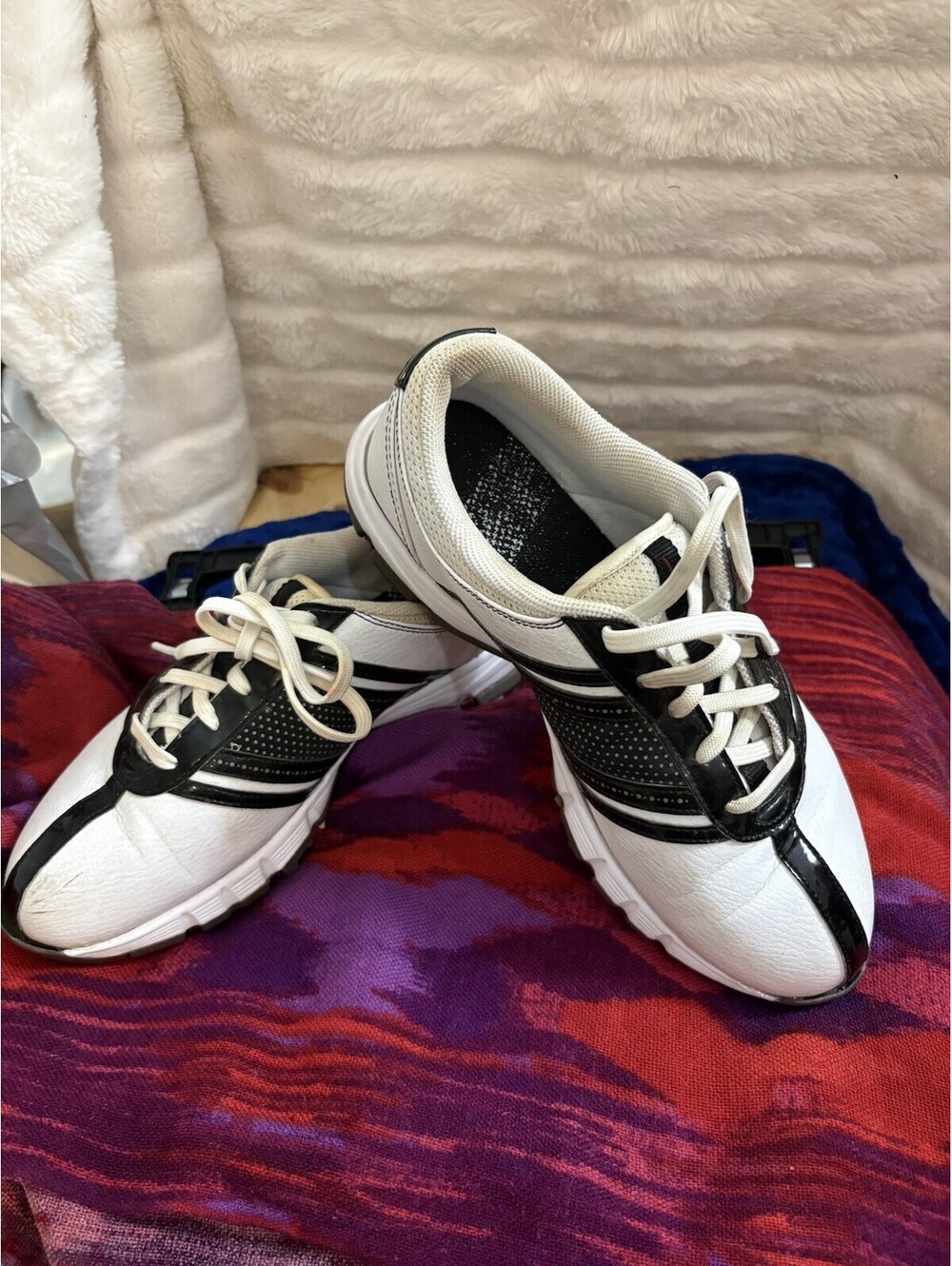 Nike Women Golf Shoes White Black Red Spike Athletic Size 8W Sports Shoe
